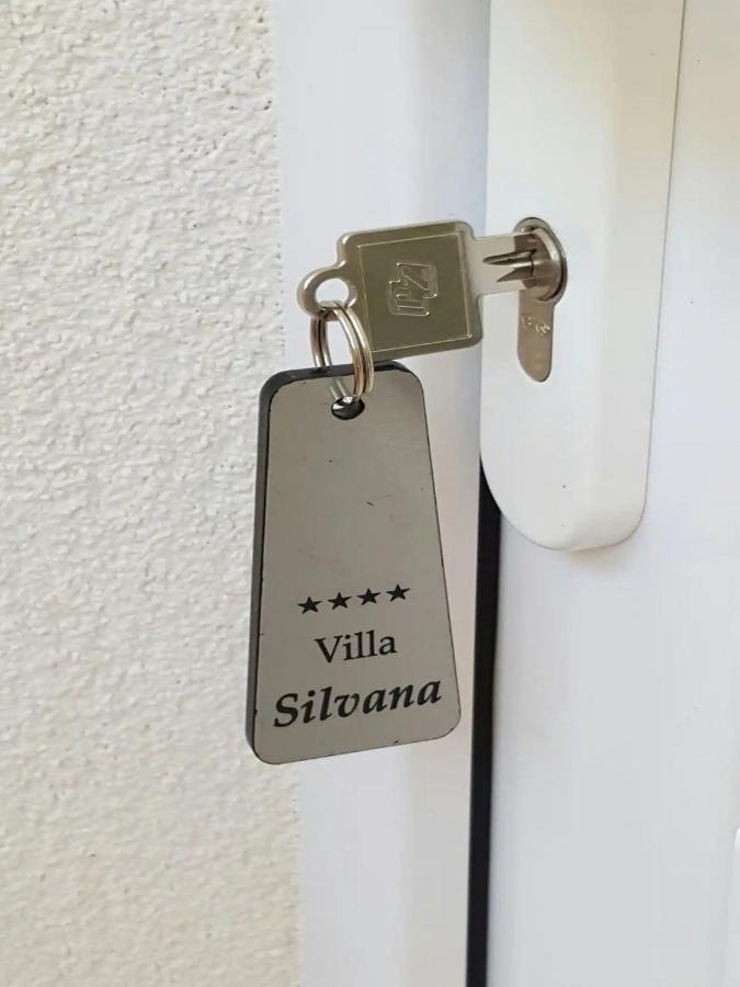 Apartments Villa Silvana 米利尼 客房 照片